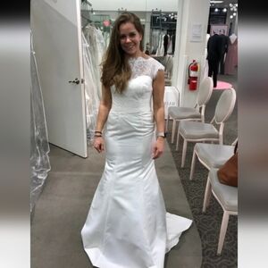 David's Bridal Elegant White Lace Wedding Dress